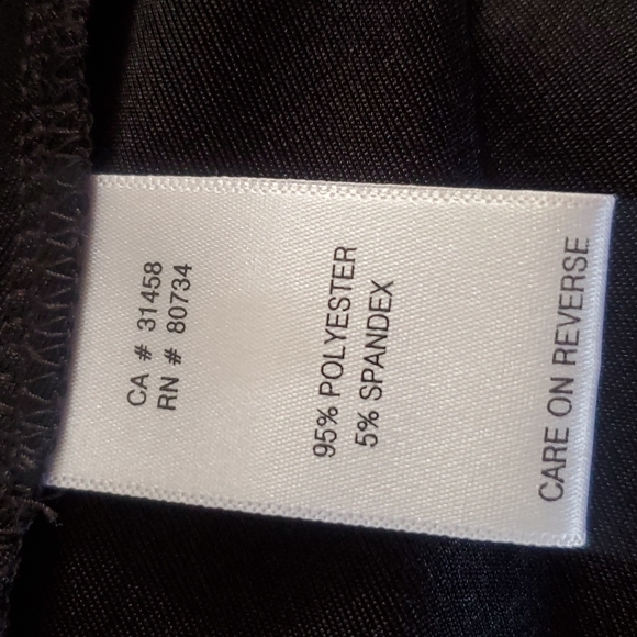 BCBGENERATION Shimmery Flowy Top. Size XS Black - Picture 9 of 10